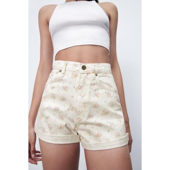 2/$30 NWT ZARA Printed Roller Mom Shorts Five-Pocket Turn-up Hem White 0 #1742 - Picture 1 of 15